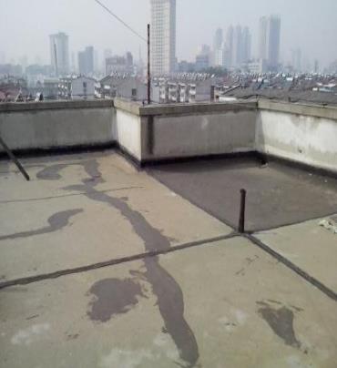 剑阁漏水维修 楼顶漏水是什么原因，楼顶漏水维修方法是什么?